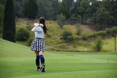 ゴルフ初心者女子がコースデビューまでに効率的に上達できる方法